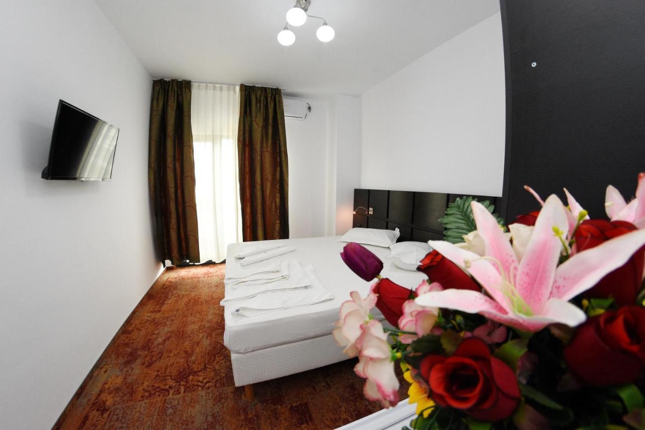 Hotel Mercur Ефоріє-Суд Екстер'єр фото