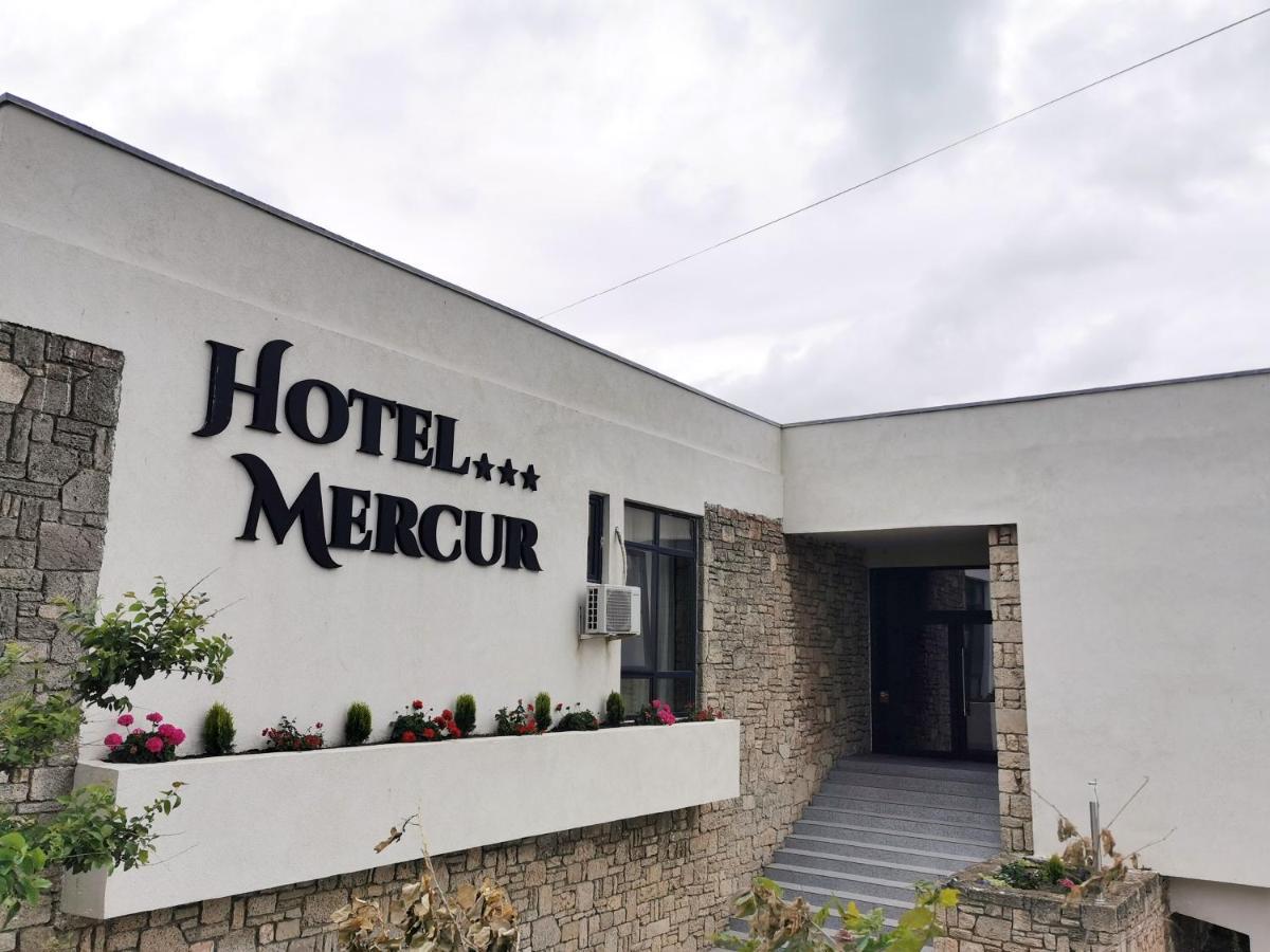 Hotel Mercur Ефоріє-Суд Екстер'єр фото
